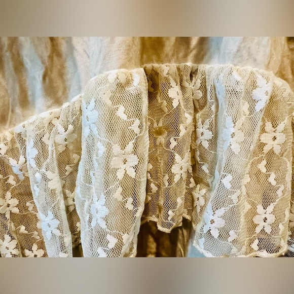 POL Cream Ruffled Tiered Blouse with Mandarin Collar - Picture 11 of 16